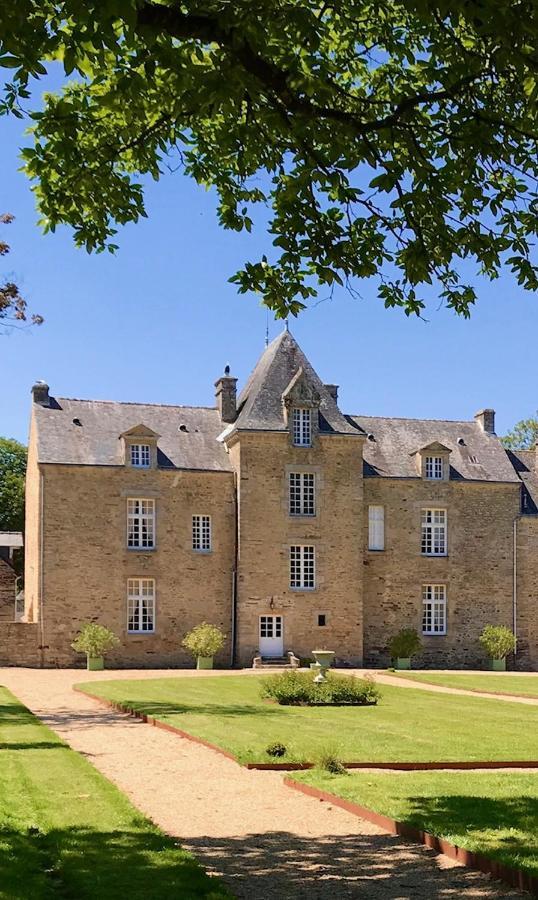 Chateau De Cadouzan Saint-Dolay Экстерьер фото